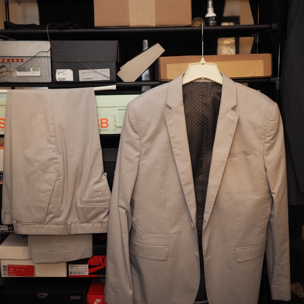 Express white and grey suit